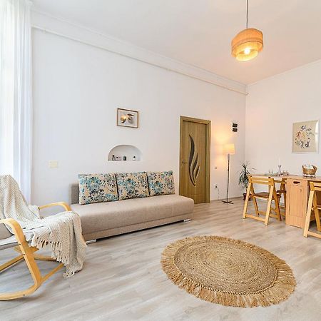 Mountain Oasis Apartment Sinaia Zewnętrze zdjęcie
